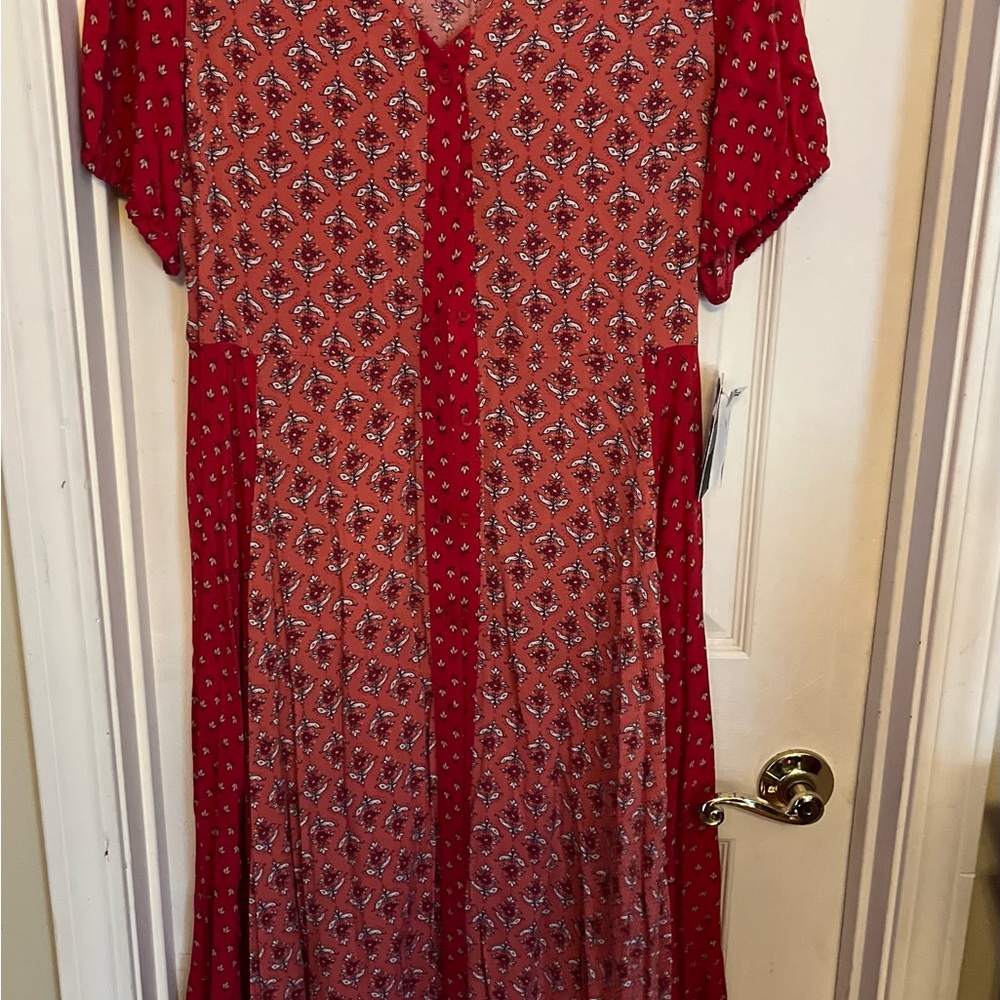 Elegant Red Patterned Women's Dress